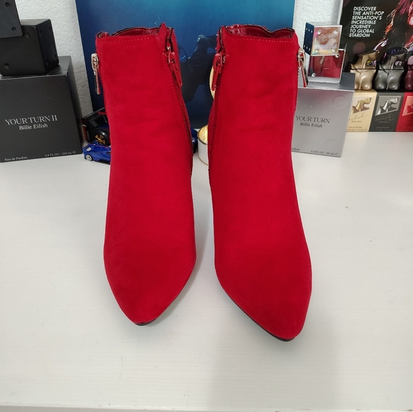 ME TOO ELLEN Ankle Bootie Red Suede Pointed Toe Stiletto Heel Size 7 - Picture 7 of 10
